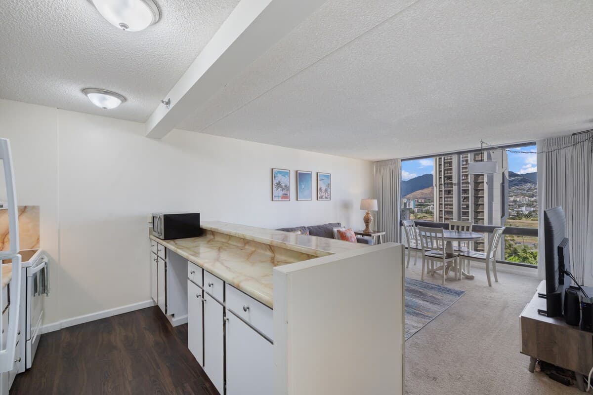 Hotel in Honolulu · ★4.75 · 1 bedroom · 1 bed · 1 private bath - Photo 5