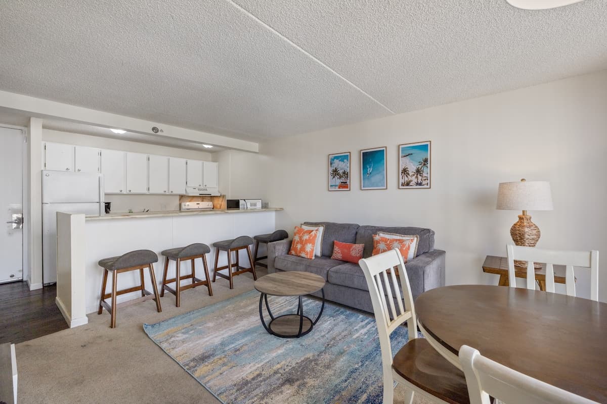 Hotel in Honolulu · ★4.75 · 1 bedroom · 1 bed · 1 private bath - Photo 1