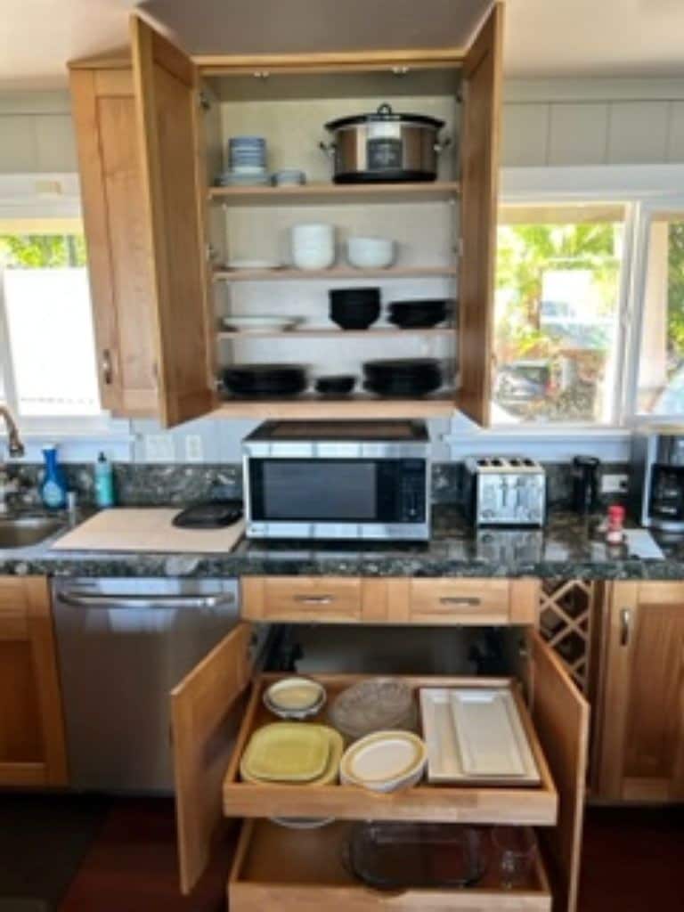 Home in Hanalei · ★5.0 · 3 bedrooms · 3 beds · 3.5 baths - Photo 5