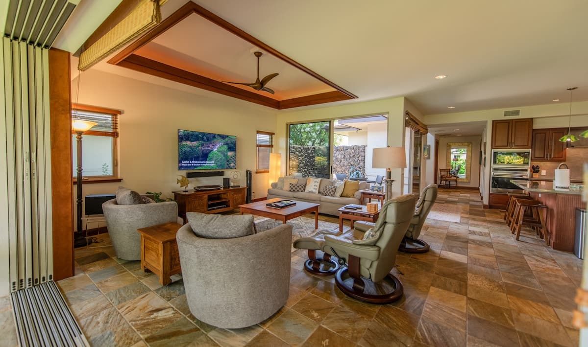 Home in Waimea · ★5.0 · 3 bedrooms · 3 beds · 3.5 baths - Photo 2