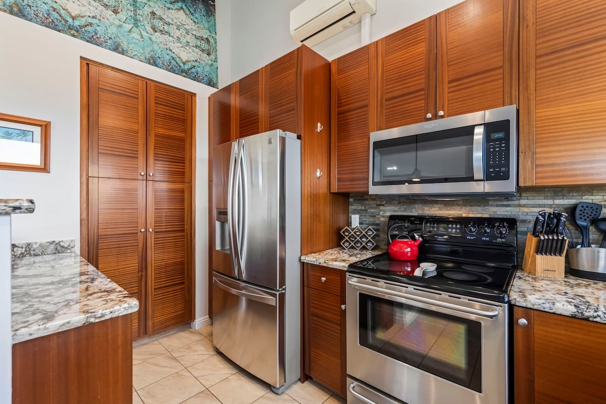Condo in Wailea · ★4.95 · 1 bedroom · 3 beds · 2 baths - Photo 2