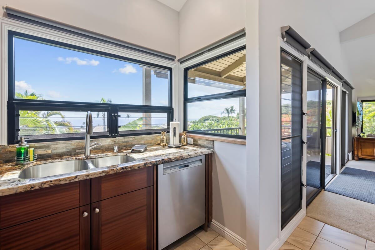 Condo in Wailea · ★4.95 · 1 bedroom · 3 beds · 2 baths - Photo 3