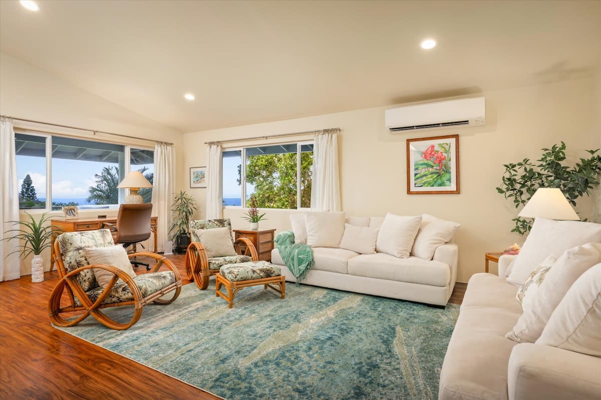 Home in Kailua-Kona · ★5.0 · 3 bedrooms · 4 beds · 2 private baths - Photo 5