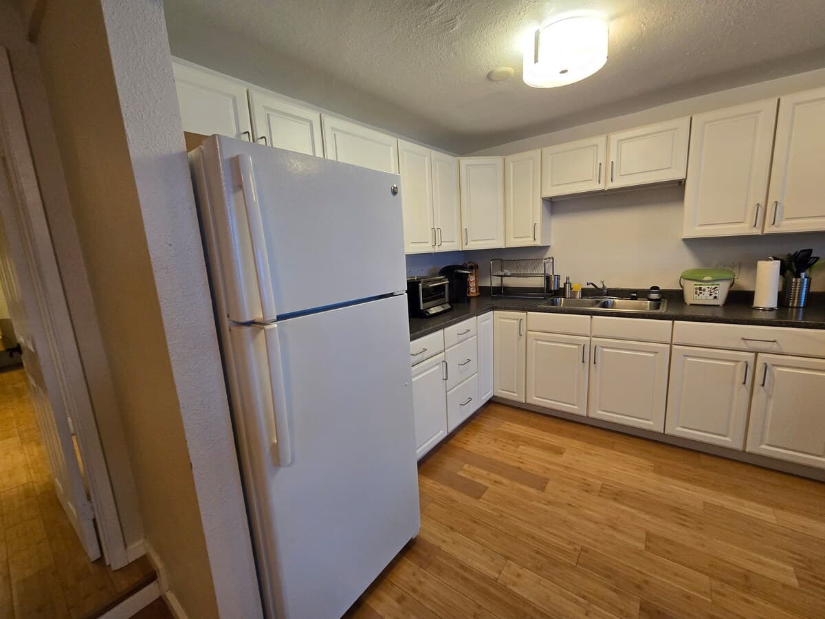 Bernal Apt w/2 queens near 101/280 & Cute Main St - Photo 5