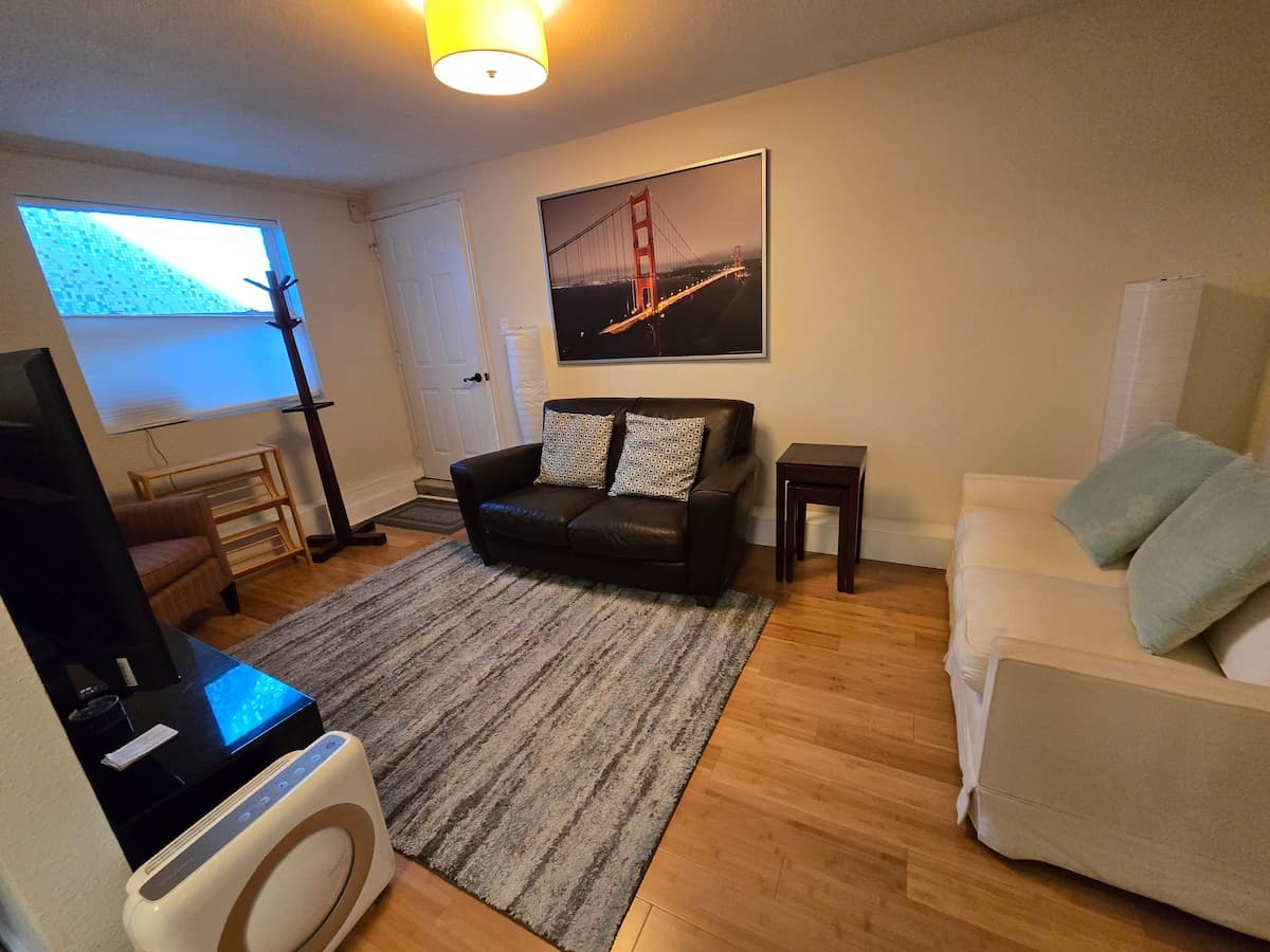 Bernal Apt w/2 queens near 101/280 & Cute Main St - Photo 1