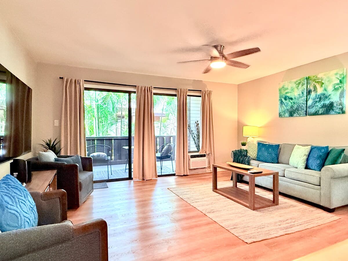 Stylish ZenGarden Oasis/King Bed/Pool/across Beach - Photo 4