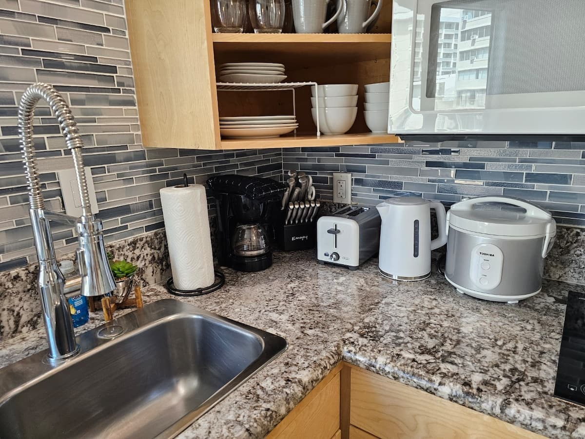 Hotel in Honolulu · ★5.0 · Studio · 1 bed · 1 private bath - Photo 1