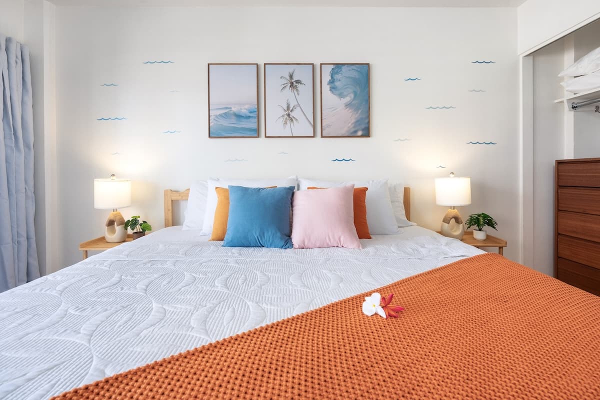 Hotel in Honolulu · ★4.88 · 1 bedroom · 3 beds · 1 private bath - Photo 1