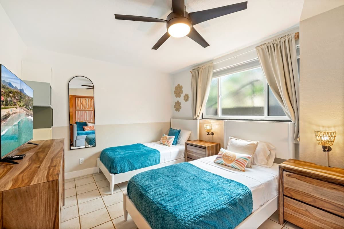 Condo in Koloa · ★4.82 · 2 bedrooms · 5 beds · 2 private baths - Photo 2