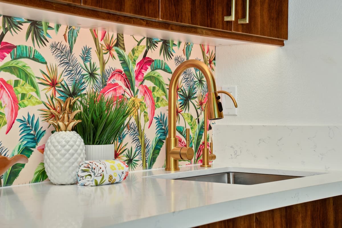 NEW Palm Dreams • Luxe Retreat | AC | Beaches - Photo 4