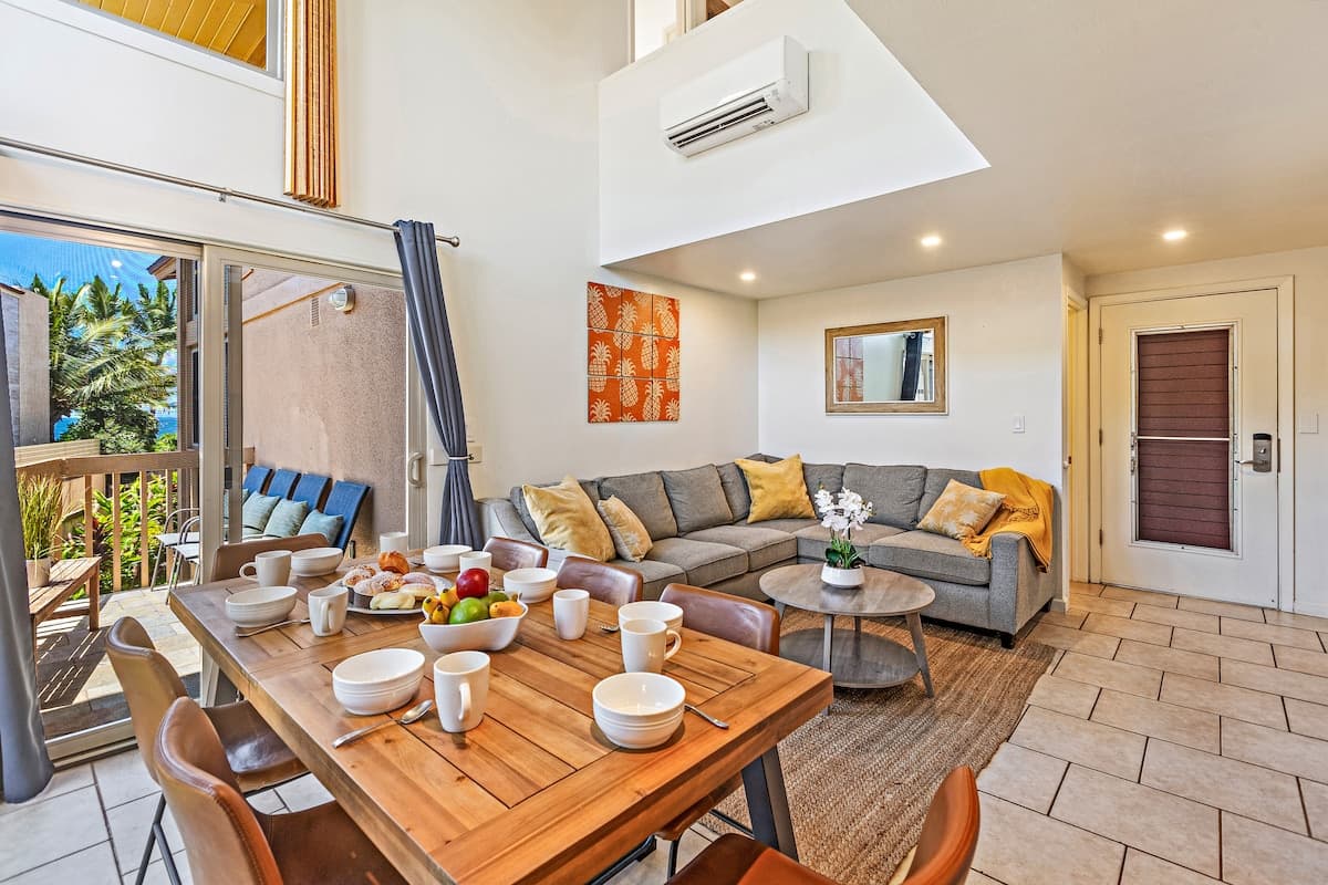Condo in Kihei · ★4.5 · 3 bedrooms · 5 beds · 2 baths - Photo 3