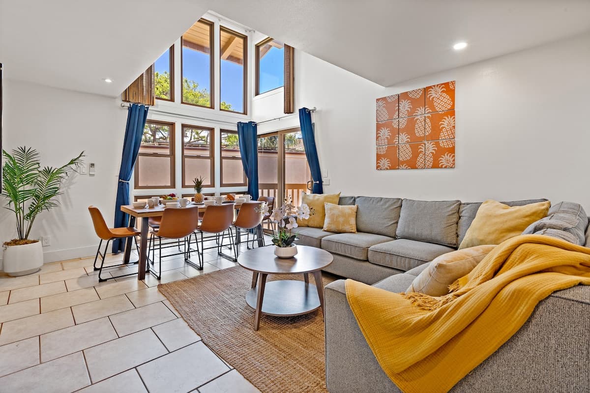 Condo in Kihei · ★4.5 · 3 bedrooms · 5 beds · 2 baths - Photo 2