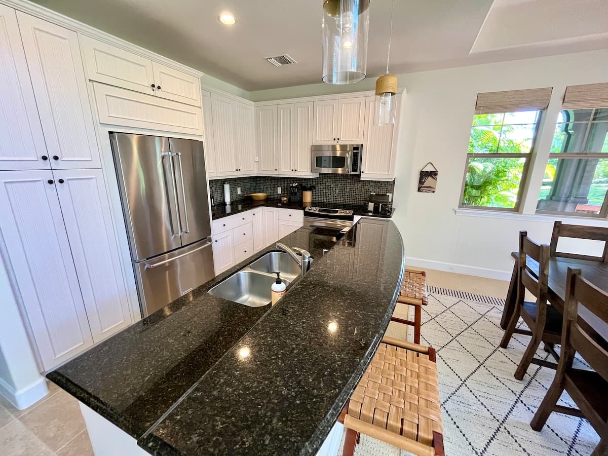 Townhouse in Waimea · ★5.0 · 2 bedrooms · 2 beds · 2 baths - Photo 5