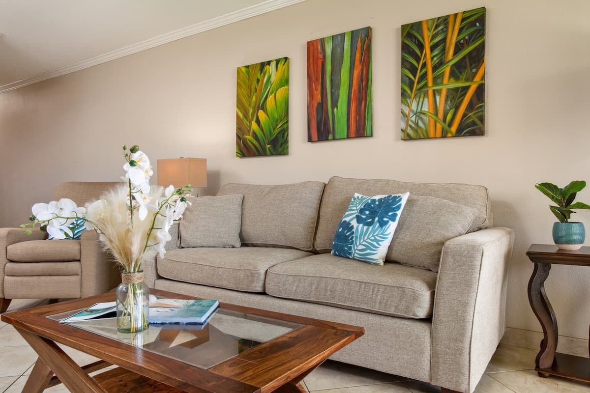 Condo in Kihei · ★5.0 · 1 bedroom · 2 beds · 2 baths - Photo 4