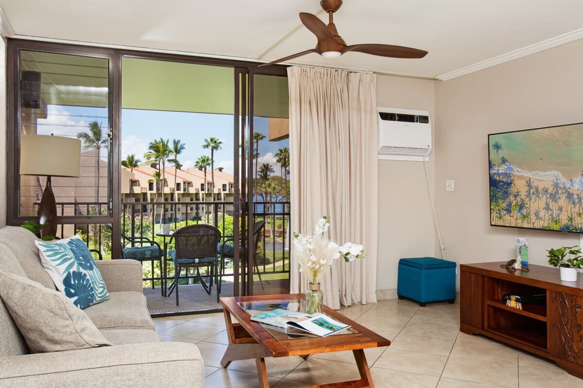 Condo in Kihei · ★5.0 · 1 bedroom · 2 beds · 2 baths - Photo 2