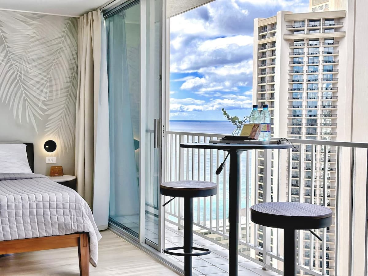 31FL-Upscale Ocean View Studio-2-min Walk to Beach - Photo 2