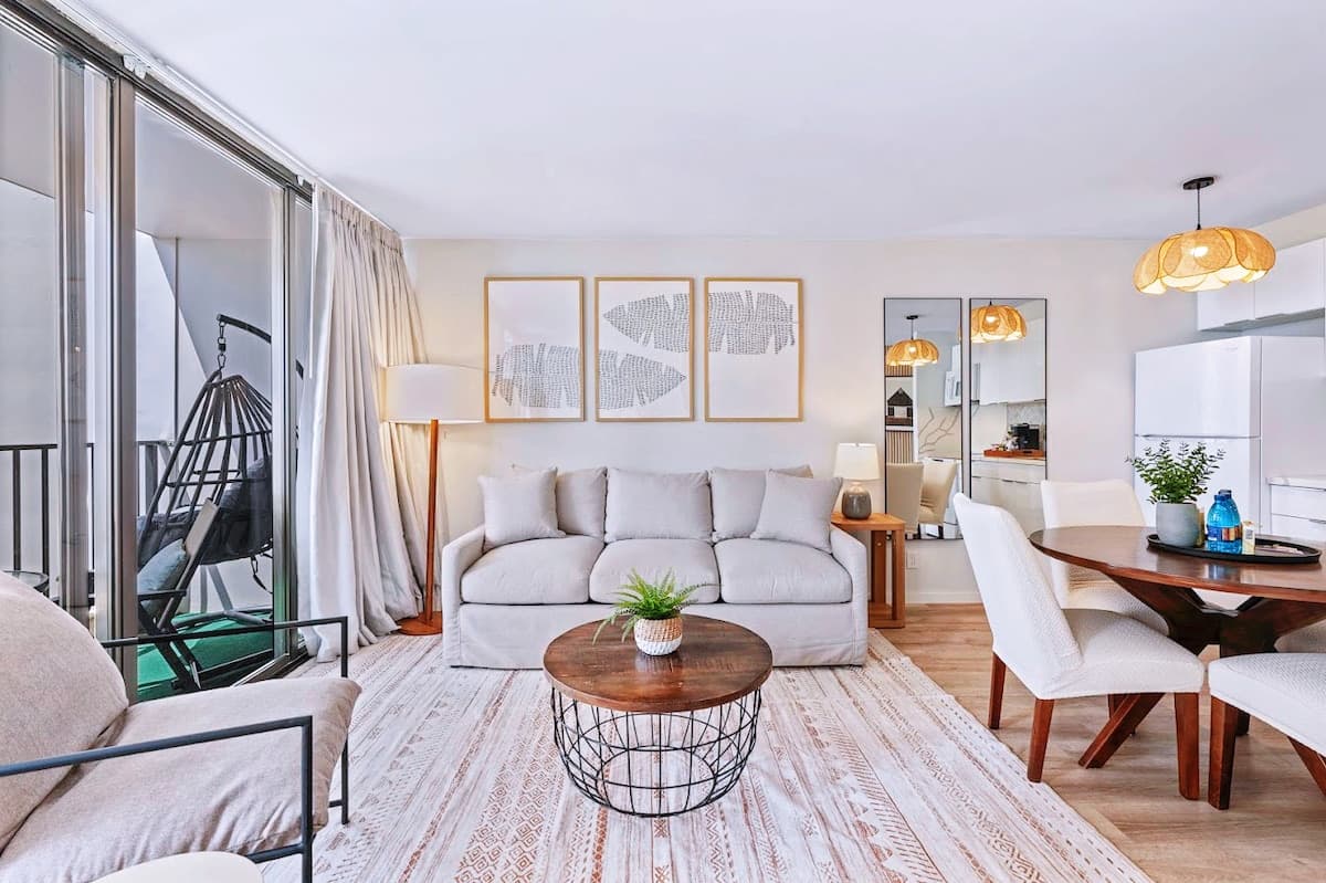 26FL-Stunning Ocean & City View-1BR-Free Parking~ - Photo 3