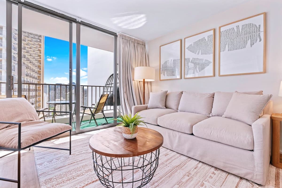 26FL-Stunning Ocean & City View-1BR-Free Parking~ - Photo 2