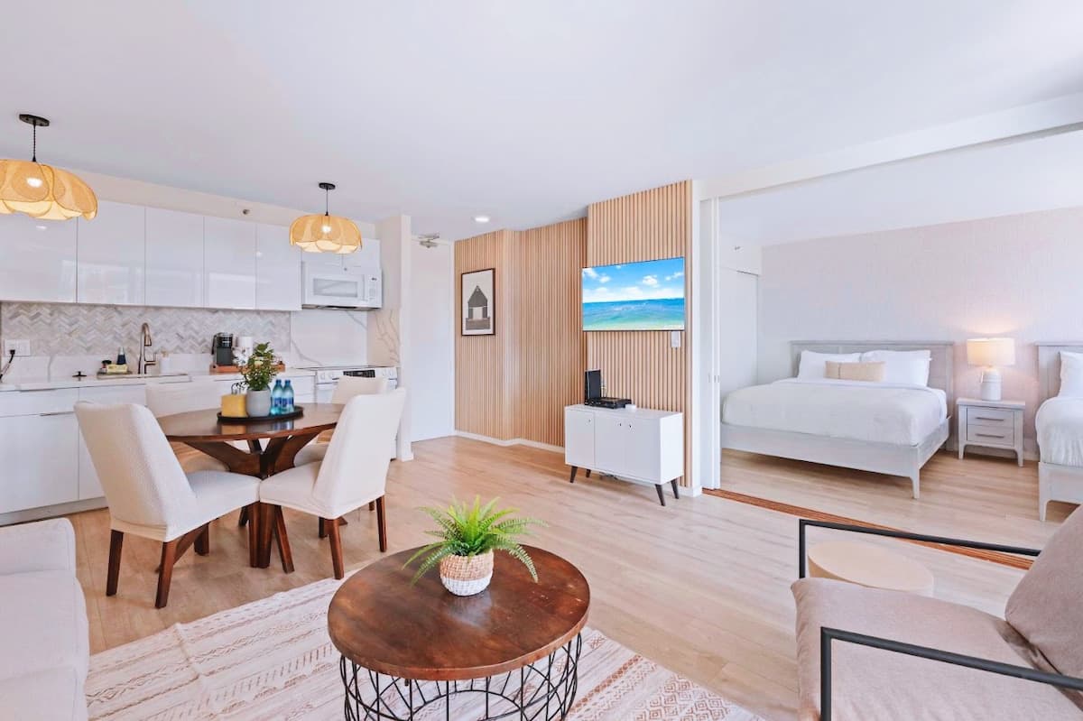 26FL-Stunning Ocean & City View-1BR-Free Parking~ - Photo 5