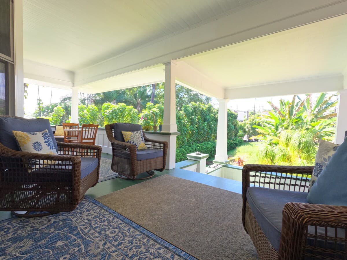 Hilo Bay Oceanfront B&B (Suite #1) Premier King - Photo 4
