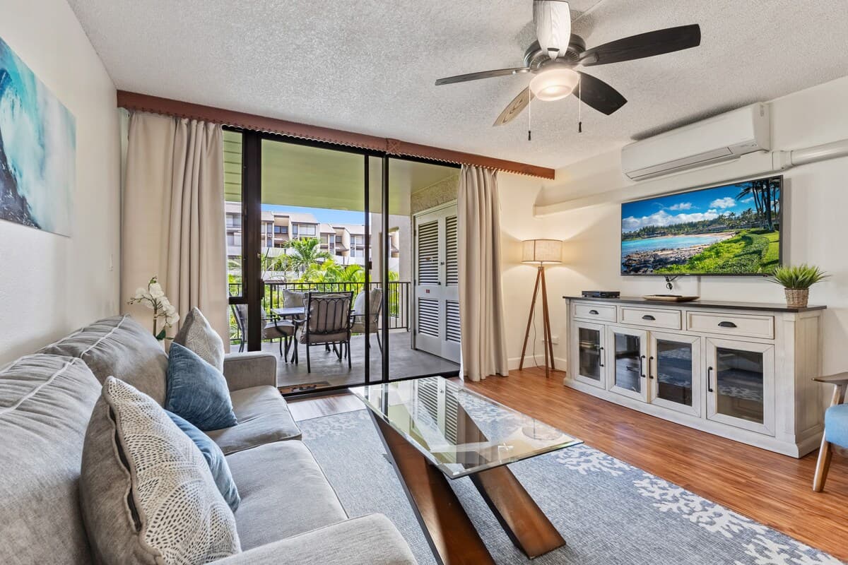 Condo in Kihei · ★4.84 · 1 bedroom · 2 beds · 2 baths - Photo 3