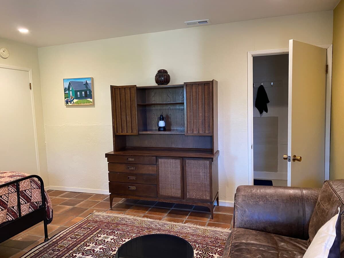 Charming, large and bright studio near UC Berkeley - Photo 5