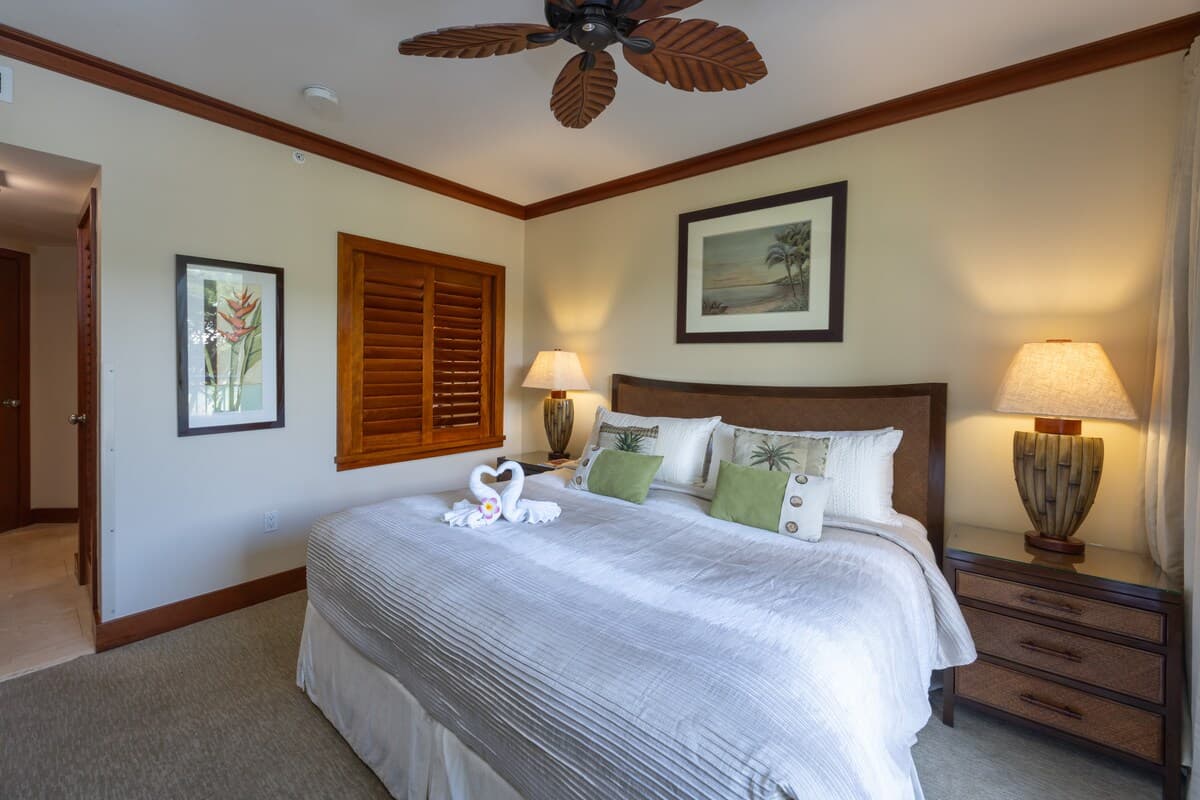 Condo in Kapolei · ★5.0 · 2 bedrooms · 3 beds · 2.5 private baths - Photo 3