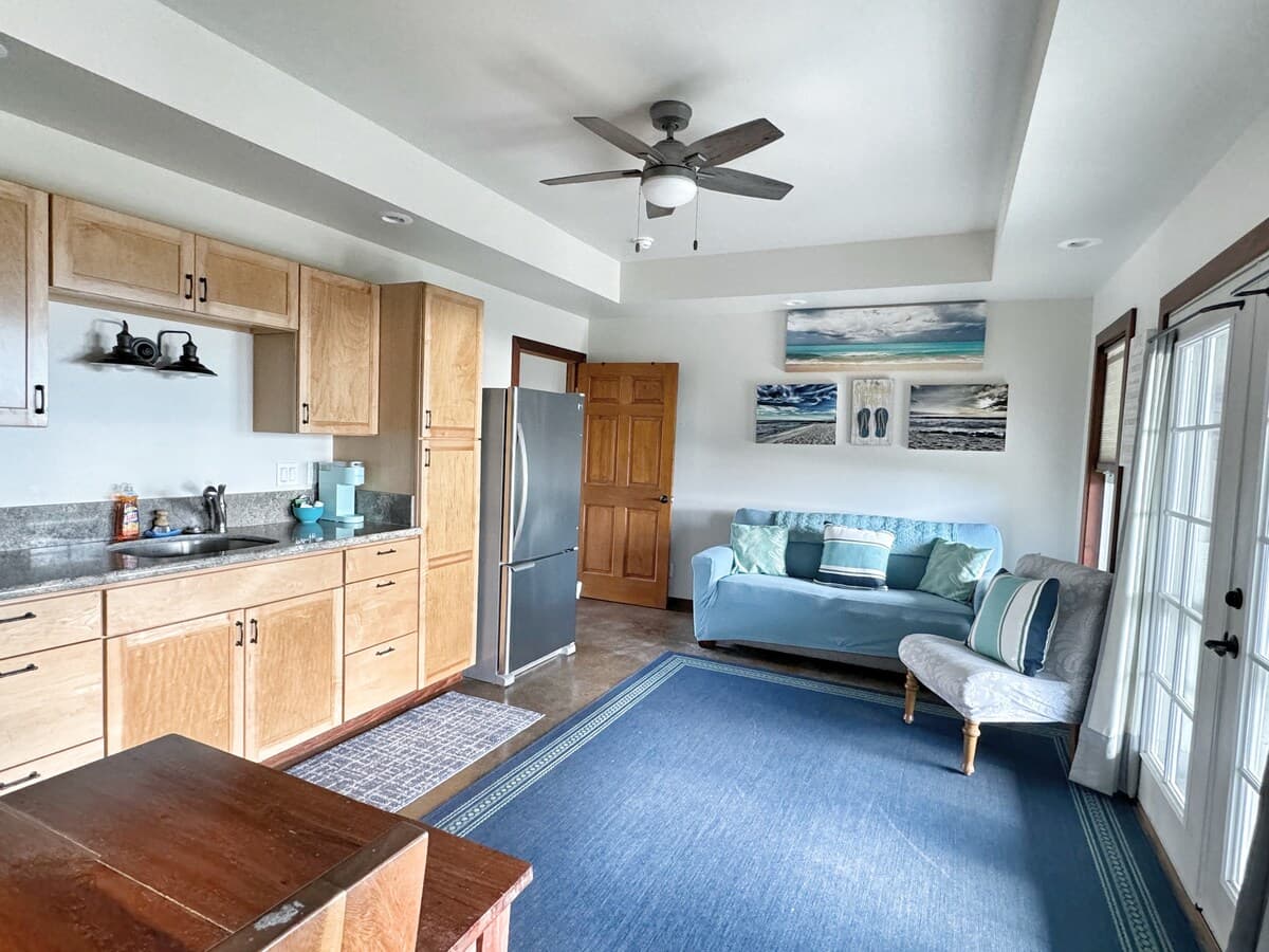 Home in Holualoa · ★4.88 · 1 bedroom · 3 beds · 1 bath - Photo 1