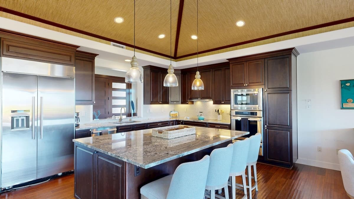 Home in Waimea · ★4.94 · 4 bedrooms · 8 beds · 3 baths - Photo 5