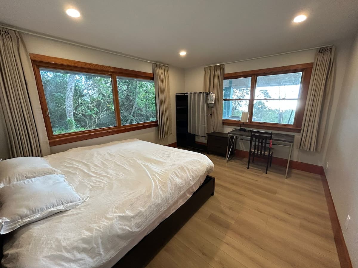 Cabin in Holualoa · ★4.8 · 3 bedrooms · 3 beds · 2 private baths - Photo 2