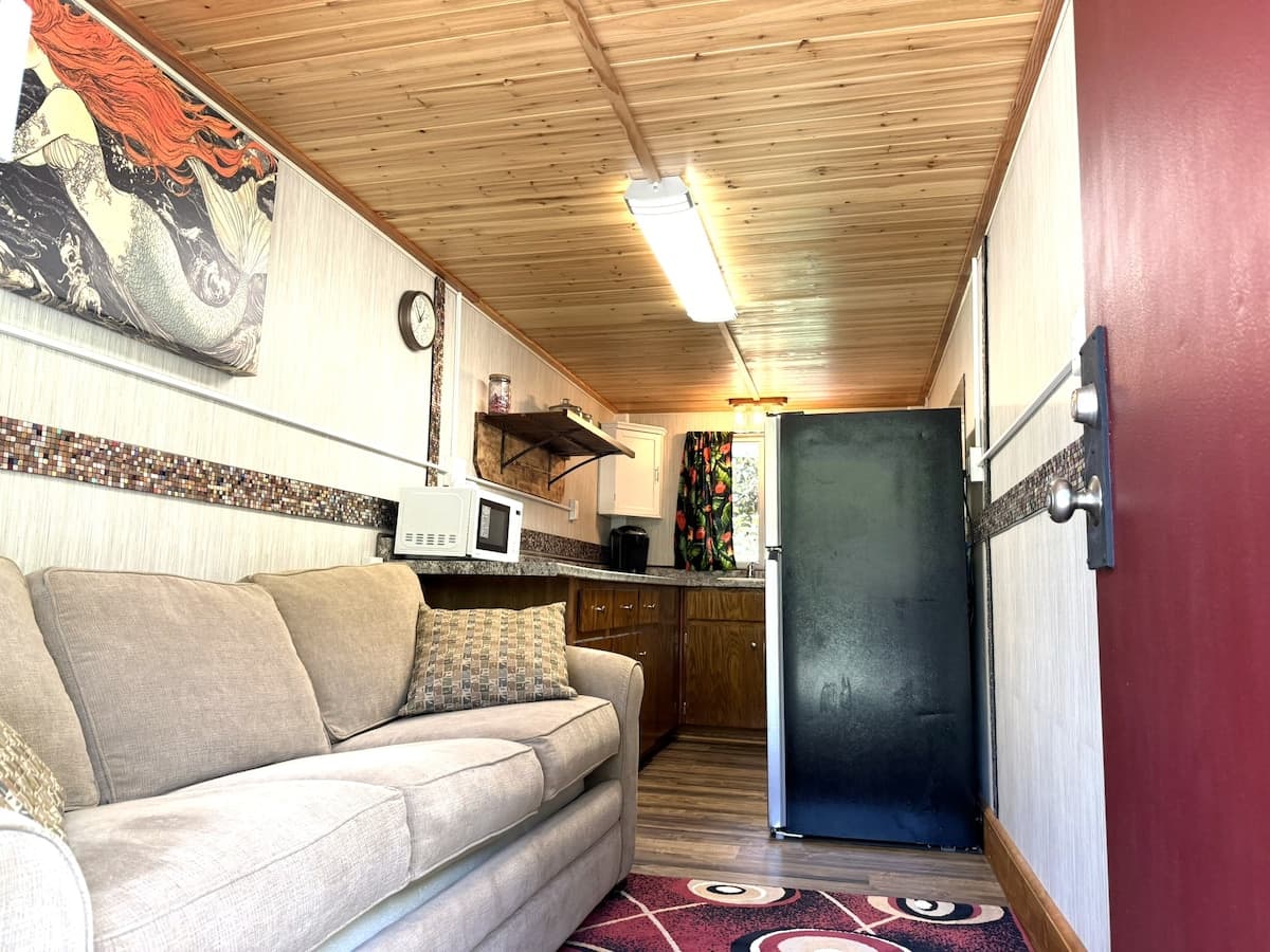 Guesthouse in Honokaa · ★5.0 · 1 bedroom · 1 bed · 1 private bath - Photo 3