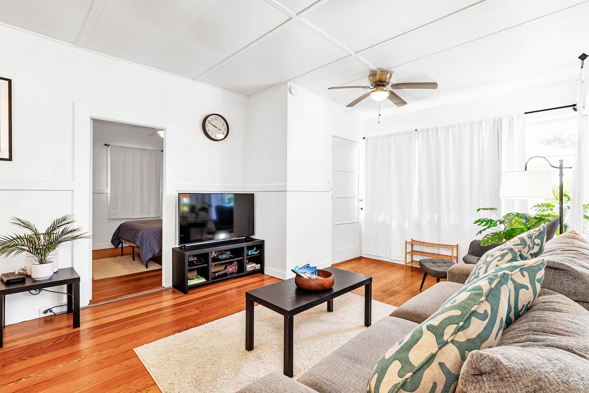 Home in Hilo · ★4.93 · 4 bedrooms · 4 beds · 2 baths - Photo 5