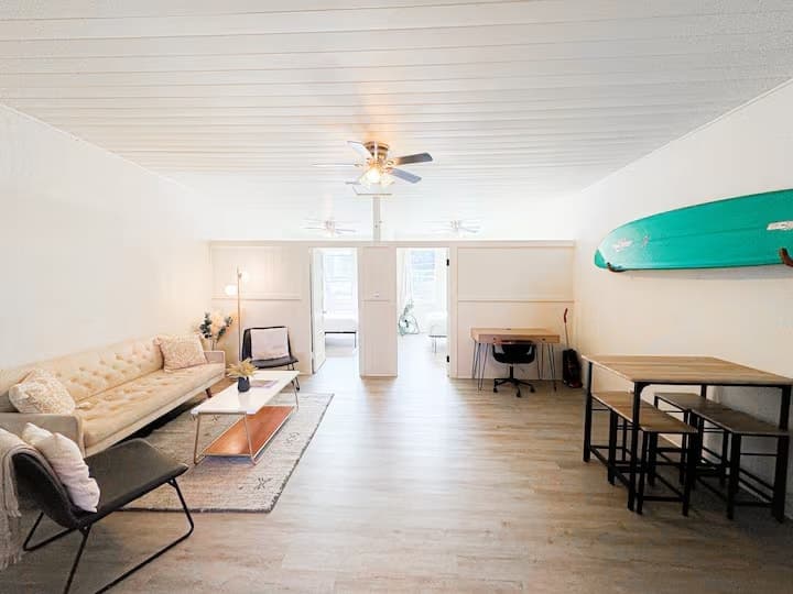 Hilo Town Oasis | 2 Bedroom | Walkable - Photo 2