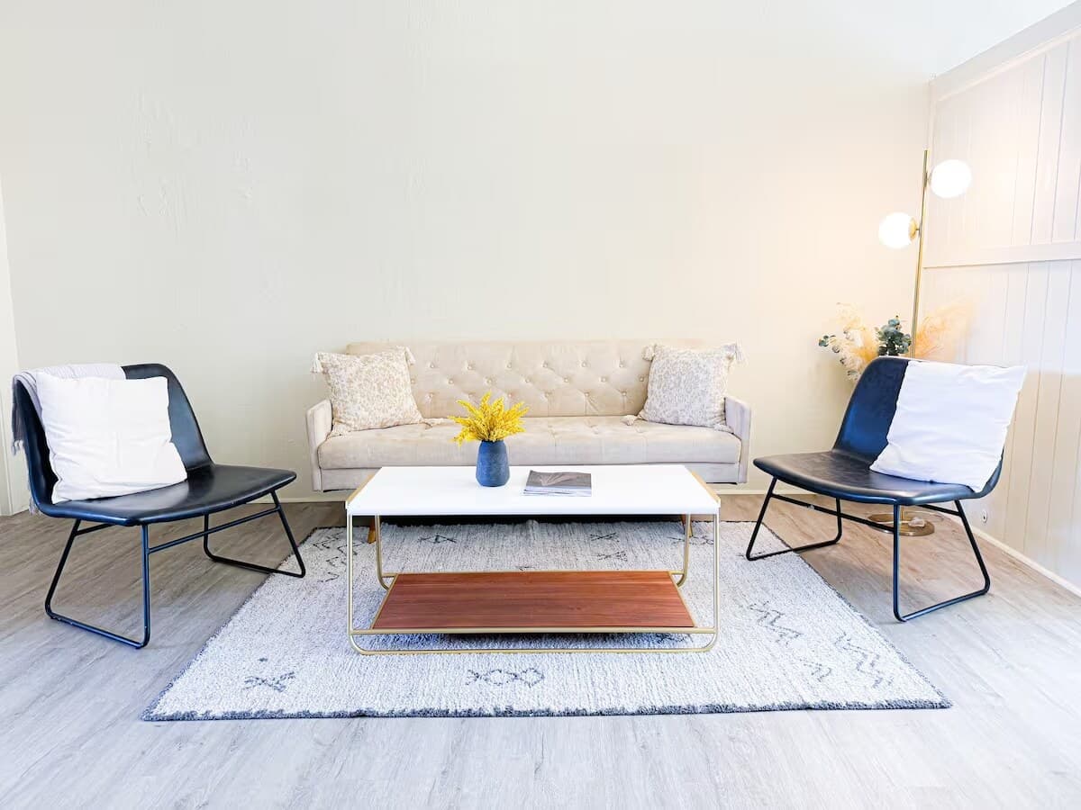 Hilo Town Oasis | 2 Bedroom | Walkable - Photo 5