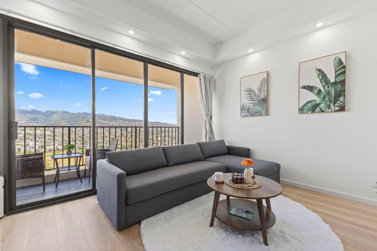 Fully Renovated Penthouse,Panoramic Sunrise,FreePK - Photo 3