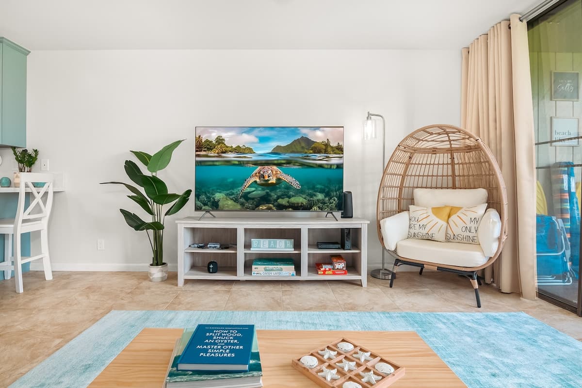Condo in Kahuku · ★4.99 · 1 bedroom · 1 bed · 1 private bath - Photo 4