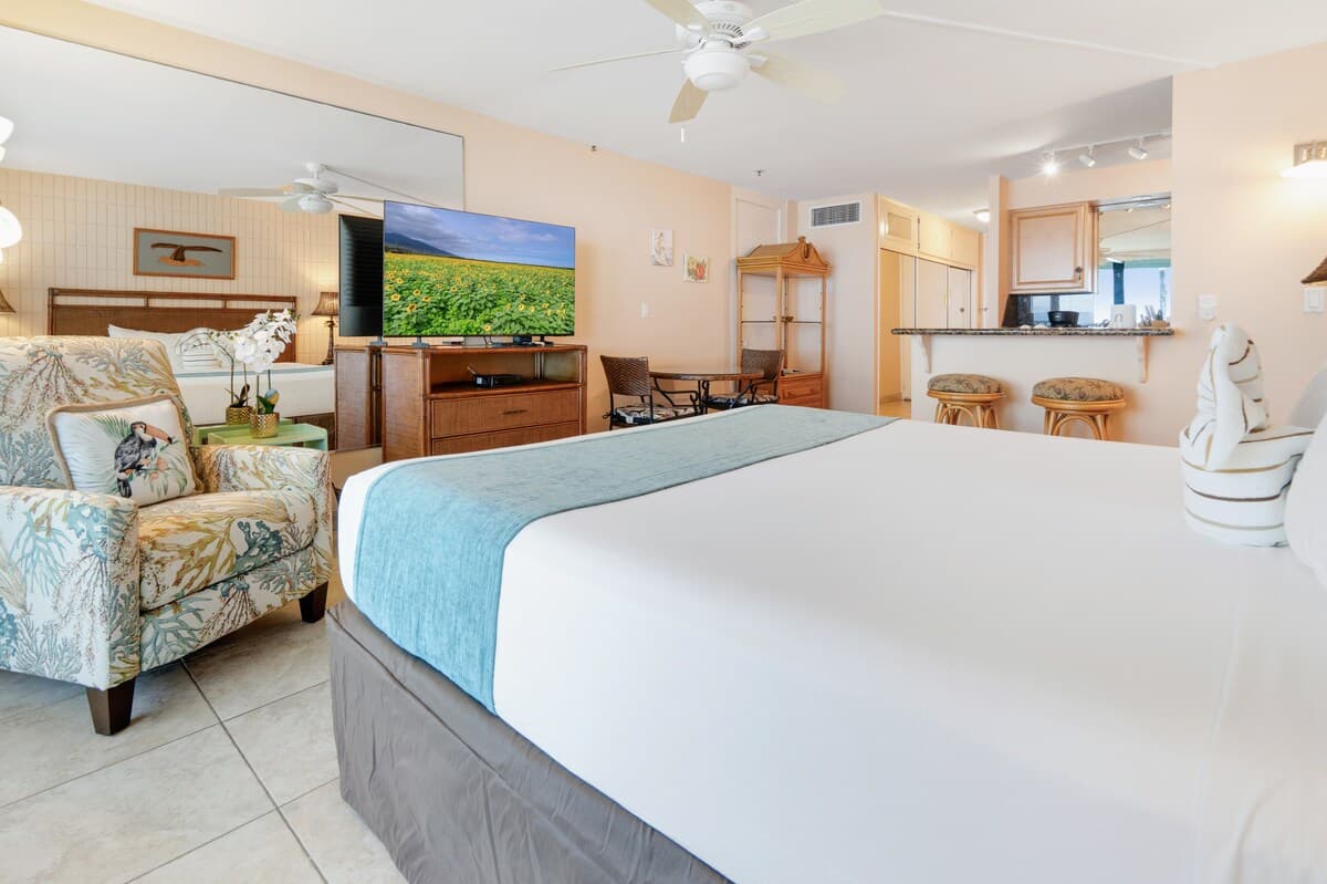 Beachfront Condo in Lahaina! - Photo 5