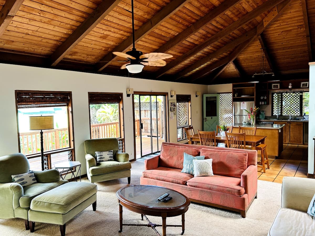Home in Haiku-Pauwela · ★4.88 · 3 bedrooms · 3 beds · 1 private bath - Photo 1