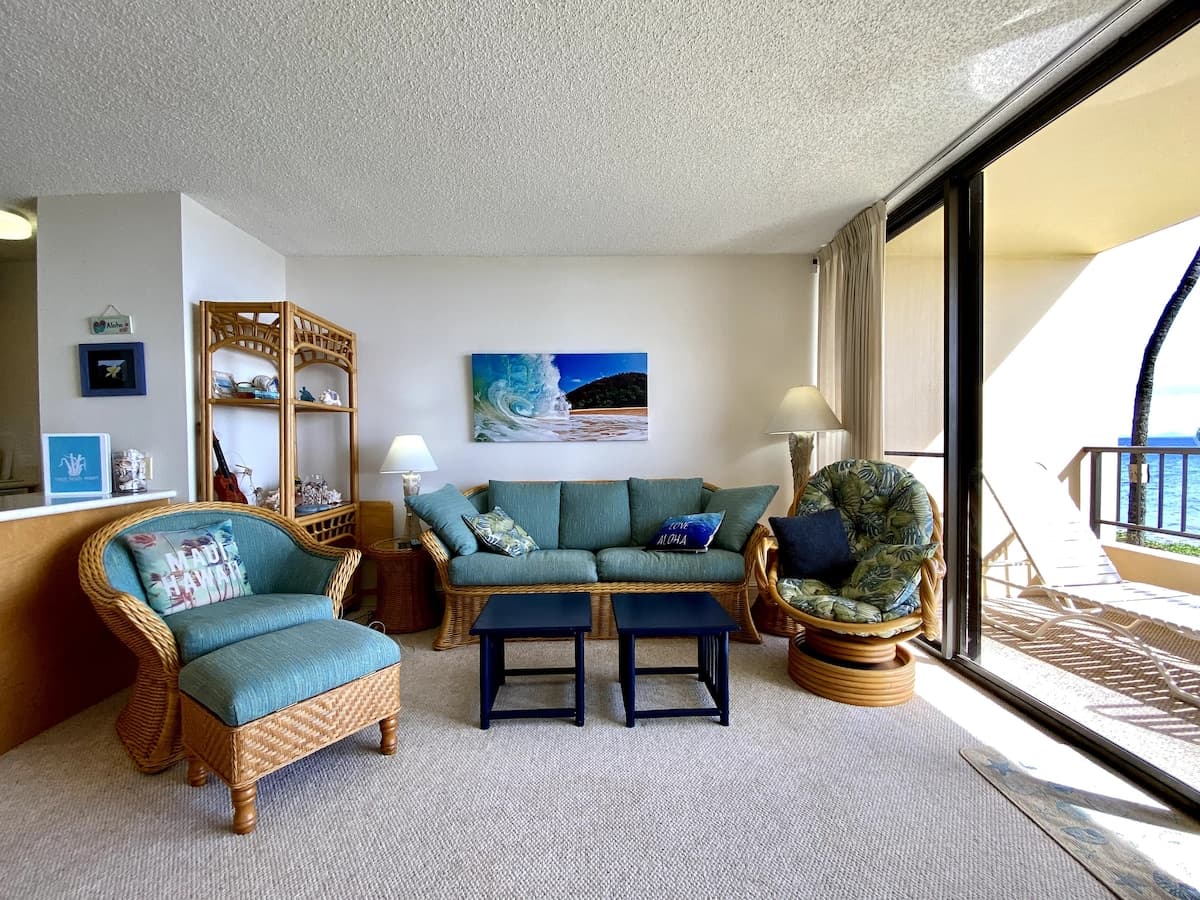 Condo in Kihei · ★4.89 · 1 bedroom · 1 bed · 1 bath - Photo 4
