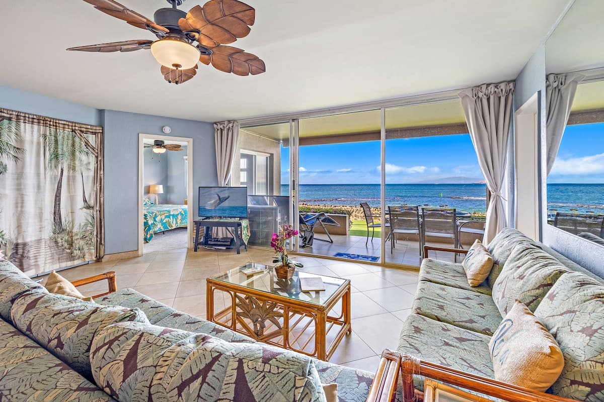Condo in Kihei · ★4.8 · 3 bedrooms · 5 beds · 2 baths - Photo 4