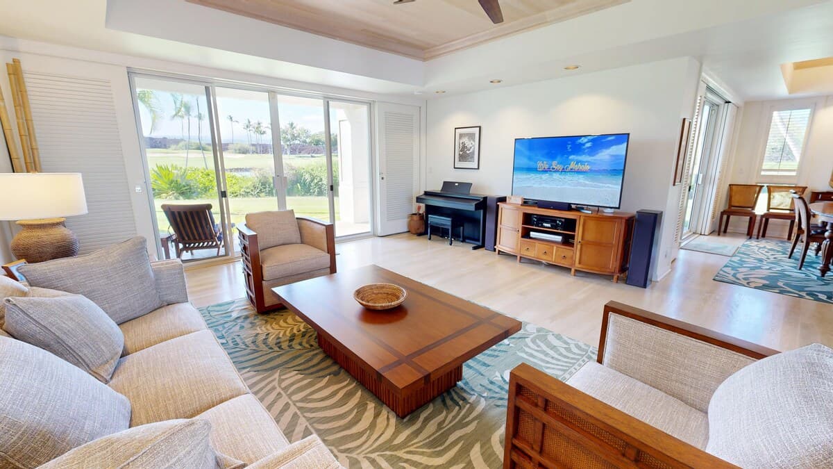 Townhouse in Waimea · ★4.93 · 3 bedrooms · 5 beds · 3.5 baths - Photo 1