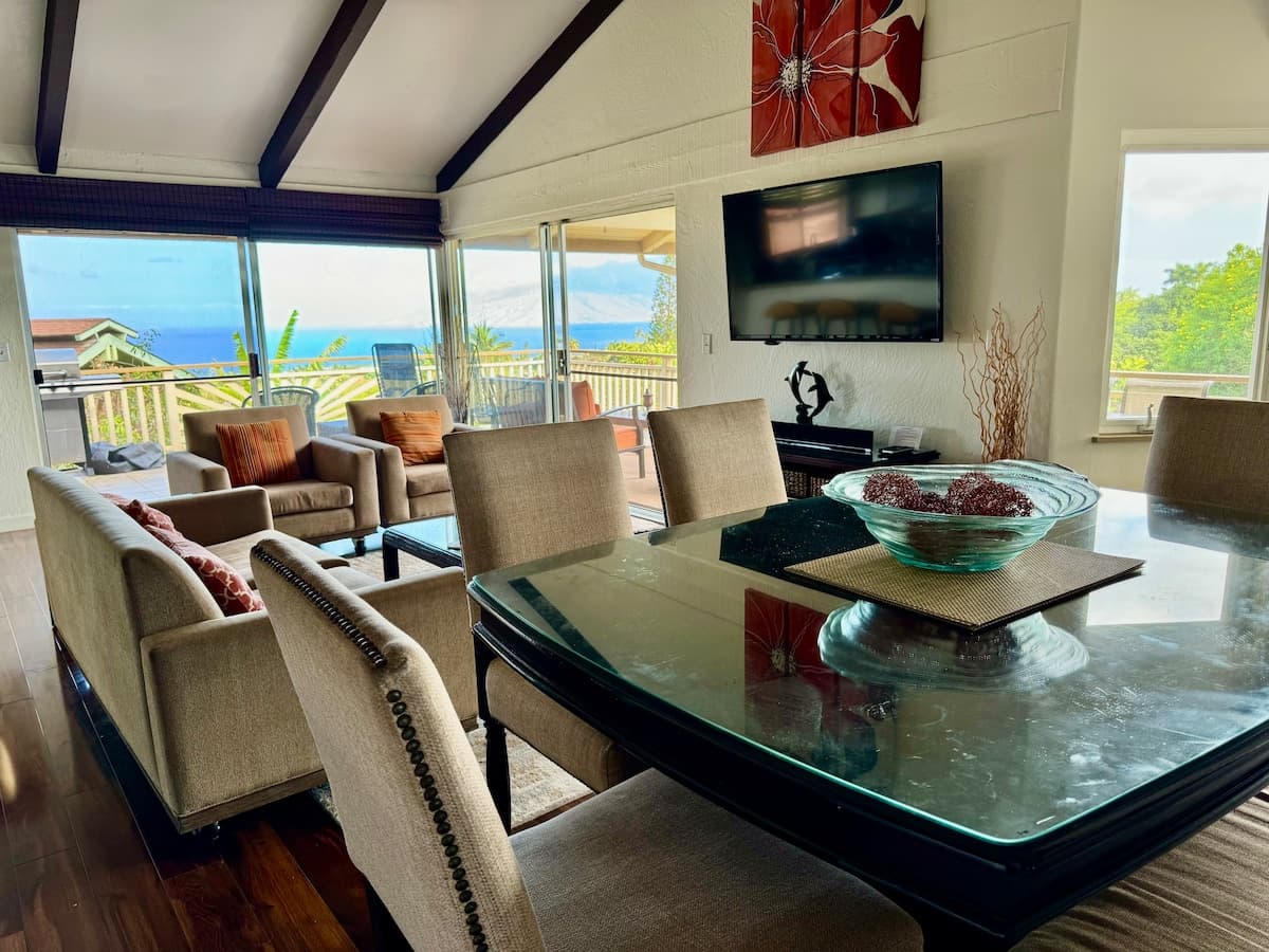 Home in Kihei · ★4.93 · 3 bedrooms · 4 beds · 2 baths - Photo 1
