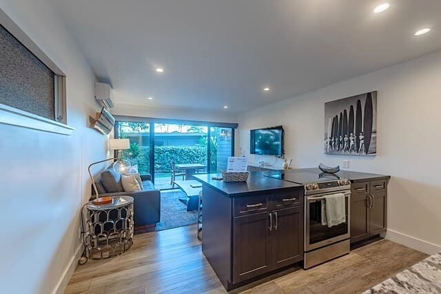 Home in Kihei · ★4.95 · 1 bedroom · 2 beds · 1 bath - Photo 5