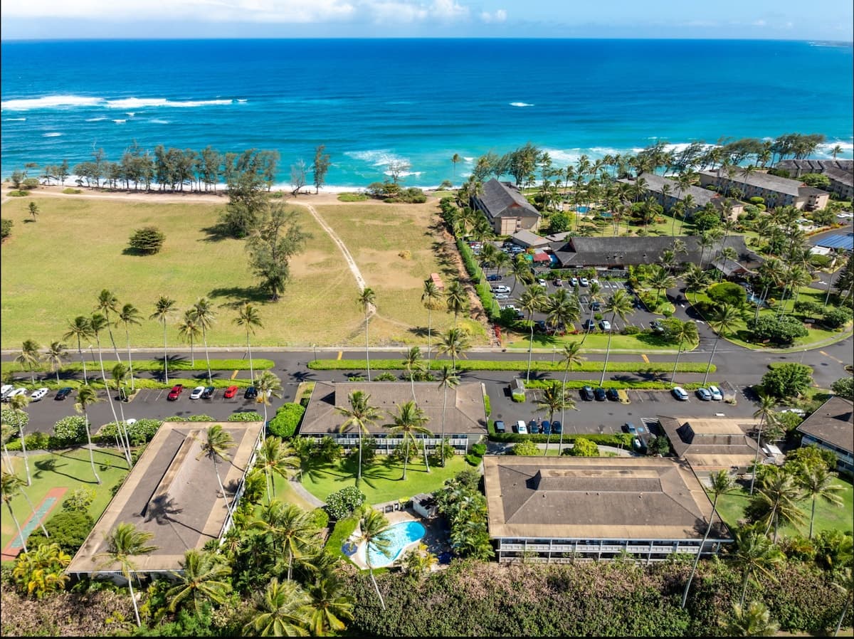 Condo in Kapaa · ★4.97 · 1 bedroom · 2 beds · 1 private bath - Photo 1