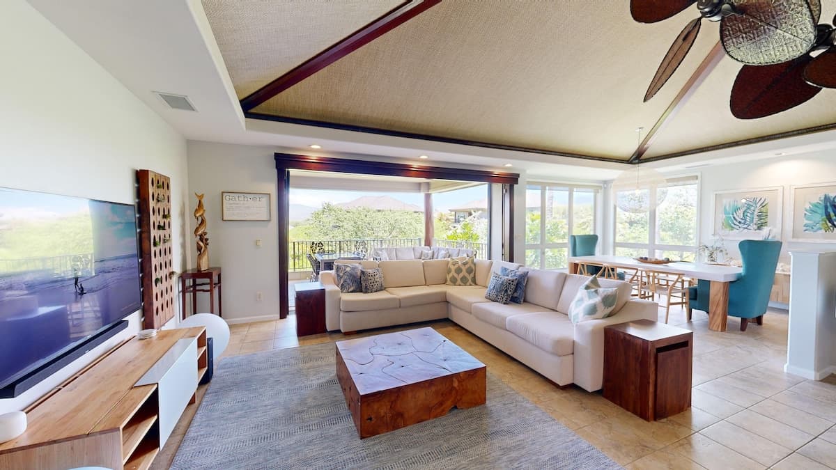 Home in Waimea · ★4.98 · 4 bedrooms · 6 beds · 3.5 private baths - Photo 2
