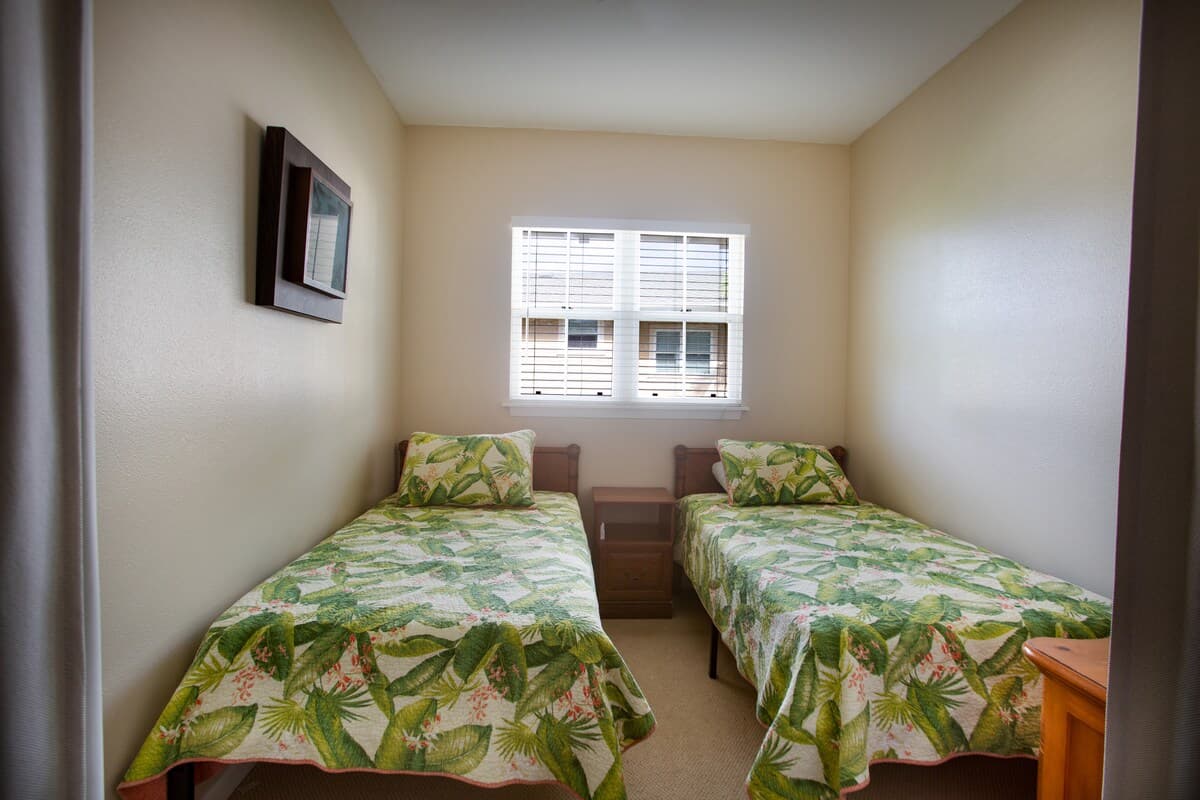 Townhouse in Princeville · ★4.91 · 4 bedrooms · 5 beds · 2.5 baths - Photo 4