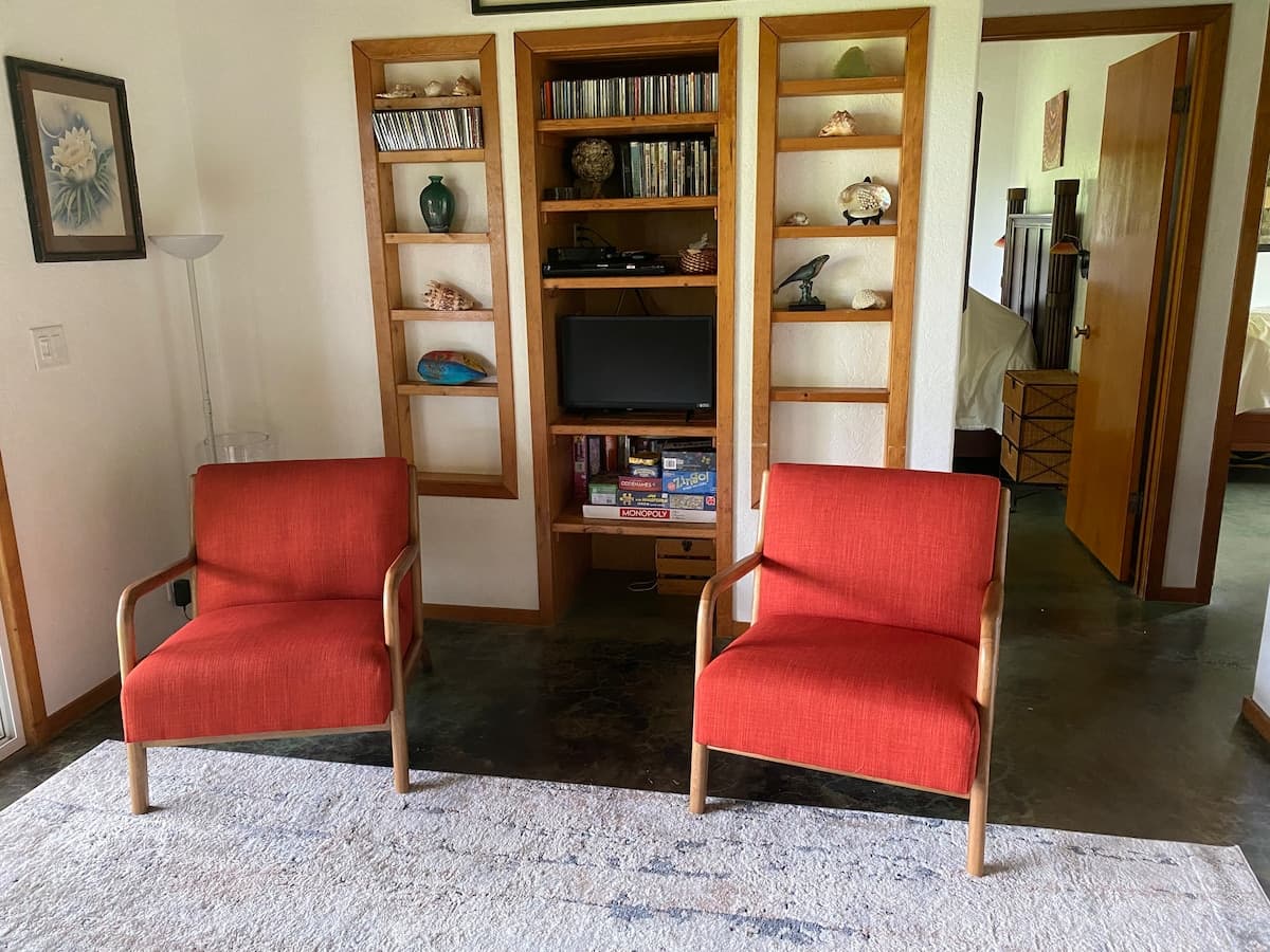 Home in Hana · ★4.86 · 2 bedrooms · 2 beds · 1 bath - Photo 3