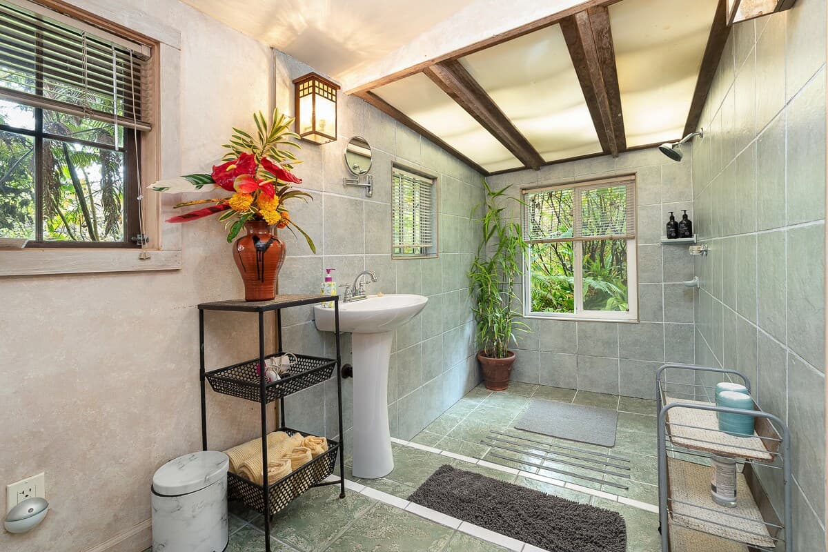 Cabin in Volcano · ★4.82 · 1 bedroom · 1 bed · 1 bath - Photo 5