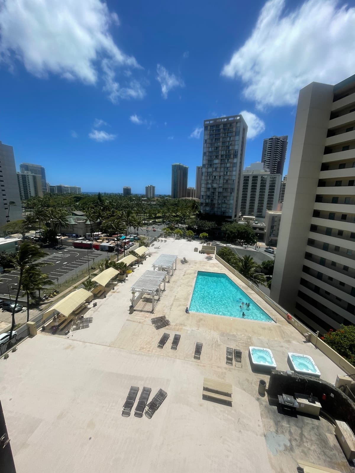 Wake up in the Sky -Private Studio in Waikiki - Photo 3