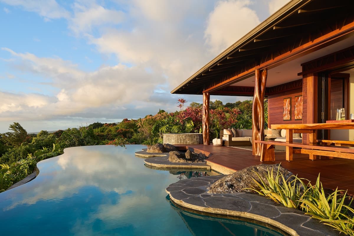 Home in Holualoa · ★4.77 · 6 bedrooms · 6 beds · 6 baths - Photo 1